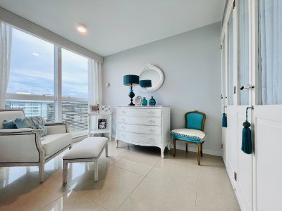 Apartamento ID.1121/Lujoso-Penthouse-de-4-Dormitorios-con-Vista-al-Mar-sobre-Playa-Mansa,-Punta-del-Este - Lujoso Penthouse de 4 Dormitorios con Vista al Mar sobre Playa Mansa, Punta del Este