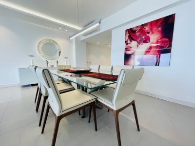Apartamento ID.383/Venta-Espectacular-Apartamento-Frente-al-Mar,-3-Dormitorios,-Le-Parc-Punta-del-Este - Venta Espectacular Apartamento Frente al Mar, 3 Dormitorios, Le Parc Punta del Este