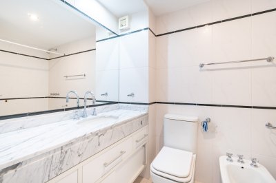 Apartamento ID.429/Excelente-Apartamento-de-2-Dormitorios-y-Parrillero---Punta-del-Este - Excelente Apartamento de 2 Dormitorios y Parrillero - Punta del Este