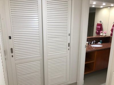 Apartamento ID.516/Apartamento-de-2-Dormitorios-Frente-a-Playa-Mansa - Apartamento de 2 Dormitorios Frente a Playa Mansa