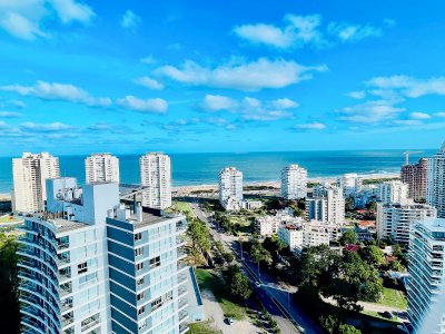 Apartamento ID.1224/-Exclusivo-Penthouse-de-3-Dormitorios-con-Vistas-panorámicas-a-Playa-Brava,-en-Venta -  Exclusivo Penthouse de 3 Dormitorios con Vistas panorámicas a Playa Brava, en Venta