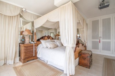 Apartamento ID.628/Penthouse-sobre-Playa-Mansa,-4-Dormitorios-y-Parrillero-en-Venta---Punta-del-Este - Penthouse sobre Playa Mansa, 4 Dormitorios y Parrillero en Venta - Punta del Este