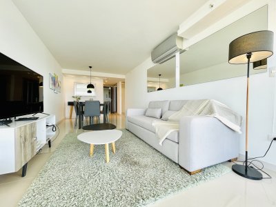 Apartamento ID.843/Apartamento-de-2-Dormitorios-y-Dependencia,-Parrillero-en-Playa-Brava---Punta-del-Este - Apartamento de 2 Dormitorios y Dependencia, Parrillero en Playa Brava - Punta del Este