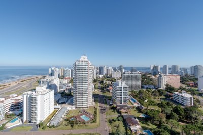 Apartamento ID.647/Apartamento-de-2-Dormitorios-en-Playa-Brava-con-Vista-al-Mar---Venta - Apartamento de 2 Dormitorios en Playa Brava con Vista al Mar - Venta