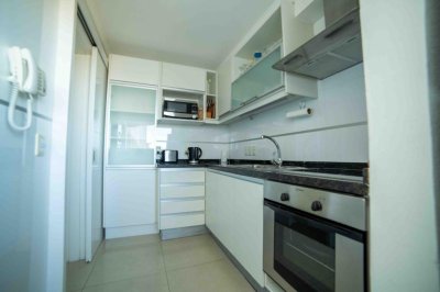 Apartamento ID.828/Moderno-Apartamento-de-2-Dormitorios-en-Venta,-Playa-Mansa- - Moderno Apartamento de 2 Dormitorios en Venta, Playa Mansa 