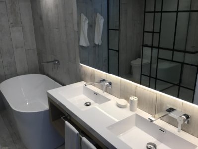 Apartamento ID.682/Venta-de-Apartamento-de-2-Dormitorios-en-suite-piso-alto-de-Torre-Surfside-Village,-Punta-del-Este - Venta de Apartamento de 2 Dormitorios en suite piso alto de Torre Surfside Village, Punta del Este