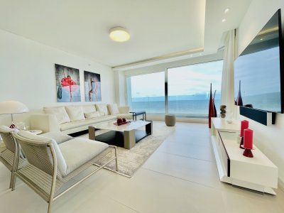 Apartamento ID.383/Venta-Espectacular-Apartamento-Frente-al-Mar,-3-Dormitorios,-Le-Parc-Punta-del-Este - Venta Espectacular Apartamento Frente al Mar, 3 Dormitorios, Le Parc Punta del Este