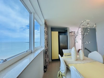 Apartamento ID.1121/Lujoso-Penthouse-de-4-Dormitorios-con-Vista-al-Mar-sobre-Playa-Mansa,-Punta-del-Este - Lujoso Penthouse de 4 Dormitorios con Vista al Mar sobre Playa Mansa, Punta del Este