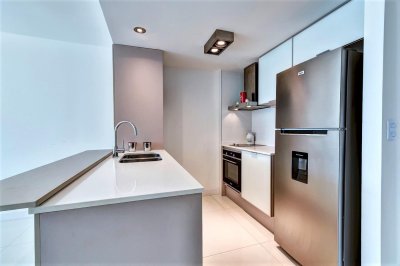 Apartamento ID.898/Venta-de-apartamento-de-dos-dormitorios-con-dos-baños-moderna-Torre,-Art-Tower,-Punta-del-Este - Venta de apartamento de dos dormitorios con dos baños moderna Torre, Art Tower, Punta del Este