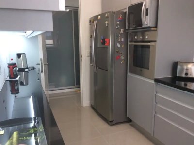 Apartamento ID.489/Venta-y-alquiler-de-moderno-departamento-de-tres-dormitorios-más-dependencia-a-pasos-de-Playa-Brava - Venta y alquiler de moderno departamento de tres dormitorios más dependencia a pasos de Playa Brava