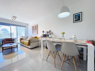 Apartamento ID.1047/Moderno-Apartamento-de-1-Dormitorio-en-Playa-Brava,-Venta-y-Alquiler,-Punta-del-Este - Moderno Apartamento de 1 Dormitorio en Playa Brava, Venta y Alquiler, Punta del Este