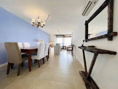 Apartamento ID.608/Venta-y-alquiler-de-apartamento-de-dos-dormitorios-con-parrillero-de-uso-exclusivo-en-Punta-Ballena - Venta y alquiler de apartamento de dos dormitorios con parrillero de uso exclusivo en Punta Ballena