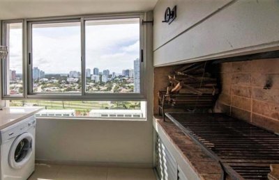 Apartamento ID.562/enta-de-Excelente-Apartamento-de-3-Dormitorios-con-Vista-al-Mar,-Playa-Mansa,-Punta-del-Este - enta de Excelente Apartamento de 3 Dormitorios con Vista al Mar, Playa Mansa, Punta del Este