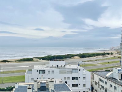 Apartamento ID.1342/Moderno-Apartamento-de-2-Dormitorios-en-Playa-Brava,-Punta-del-Este - Moderno Apartamento de 2 Dormitorios en Playa Brava, Punta del Este