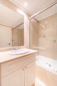 Apartamento ID.1343/Moderno-Apartamento-de-3-Dormitorios-a-Pocas-Cuadras-del-Mar-En-Venta,-Playa-Brava - Moderno Apartamento de 3 Dormitorios a Pocas Cuadras del Mar En Venta, Playa Brava