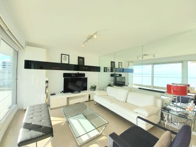 Apartamento ID.619/Moderno-Apartamento-de-3-Suites-en-Playa-Mansa-con-Vista-al-Mar - Moderno Apartamento de 3 Suites en Playa Mansa con Vista al Mar