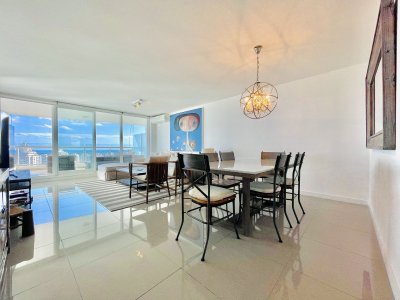 Apartamento ID.1224/-Exclusivo-Penthouse-de-3-Dormitorios-con-Vistas-panorámicas-a-Playa-Brava,-en-Venta -  Exclusivo Penthouse de 3 Dormitorios con Vistas panorámicas a Playa Brava, en Venta