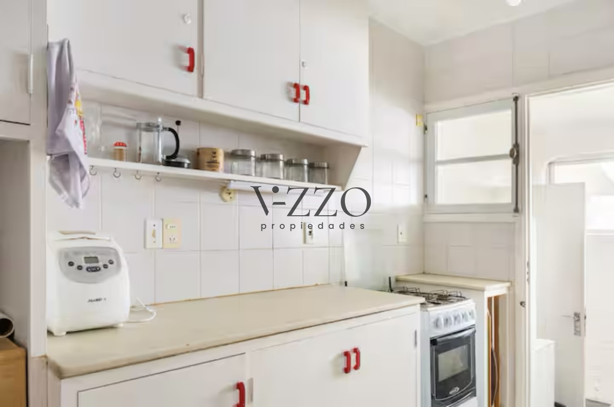 Casa ID.663/Gran-Casa-en-Venta-sobre-el-Mar-de-5-Dormitorios-y-Dependencia-en-Península,-Punta-del-Este - Gran Casa en Venta sobre el Mar de 5 Dormitorios y Dependencia en Península, Punta del Este