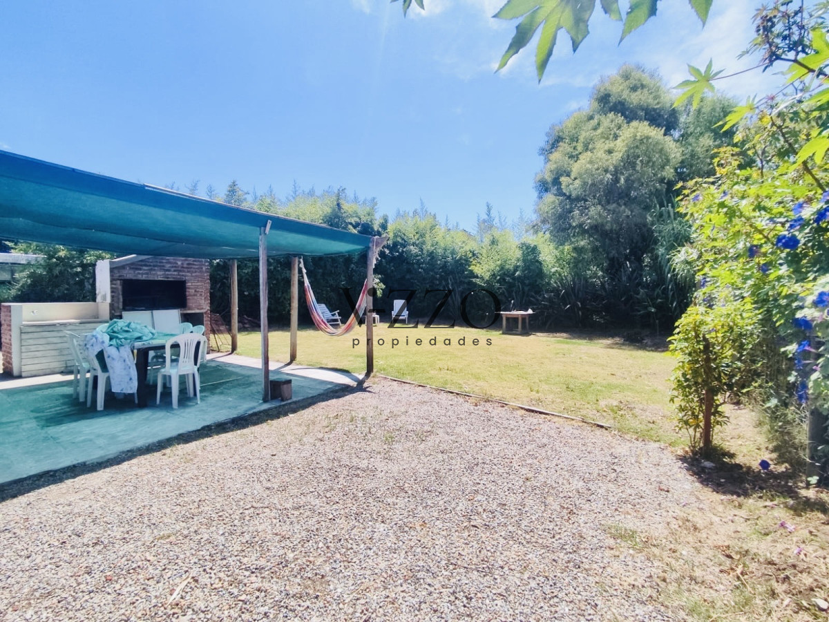 Casa ID.1217/Casa-de-3-Dormitorios-en-El-Tesoro,-La-Barra.-Venta-y-Alquiler-Anual - Casa de 3 Dormitorios en El Tesoro, La Barra. Venta y Alquiler Anual