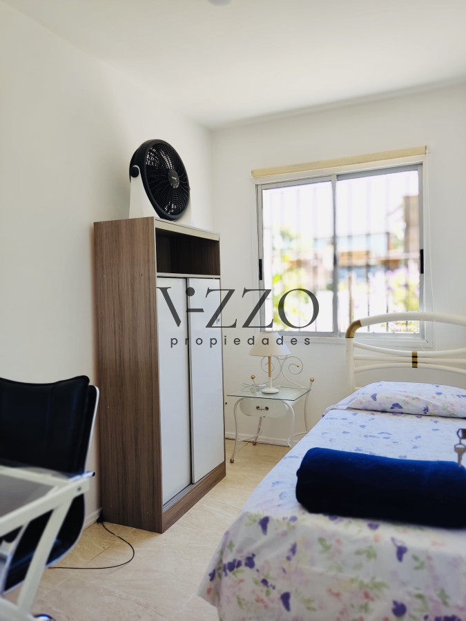 Casa ID.1217/Casa-de-3-Dormitorios-en-El-Tesoro,-La-Barra.-Venta-y-Alquiler-Anual - Casa de 3 Dormitorios en El Tesoro, La Barra. Venta y Alquiler Anual