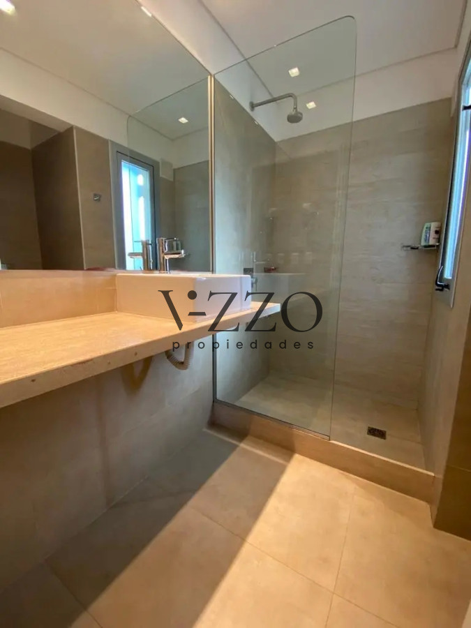 Casa ID.1090/Venta-y-alquiler-de-maravillosa-casa-de-cuatro-dormitorios-en-barrio-privado,-Playa-Brava,-Punta-del-Este - Venta y alquiler de maravillosa casa de cuatro dormitorios en barrio privado, Playa Brava, Punta del Este