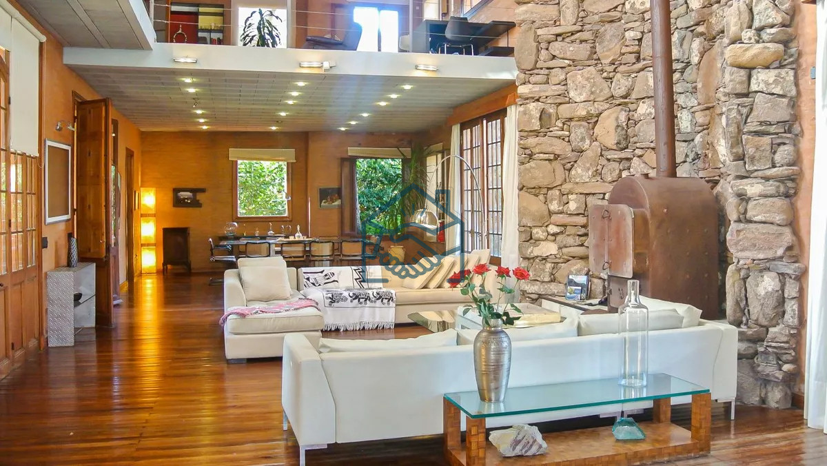 Casa ID.1468/Excelente-Casa-de-5-Dormitorios,-Piscina-y-Barbacoa-en-Barrio-Privado,-Punta-del-Este - Excelente Casa de 5 Dormitorios, Piscina y Barbacoa en Barrio Privado, Punta del Este