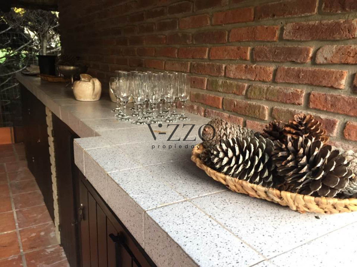 Casa ID.1112/Casa-de-3-Dormitorios-y-Piscina-en-Alquiler-Anual,-Rincón-del-Indio - Casa de 3 Dormitorios y Piscina en Alquiler Anual, Rincón del Indio