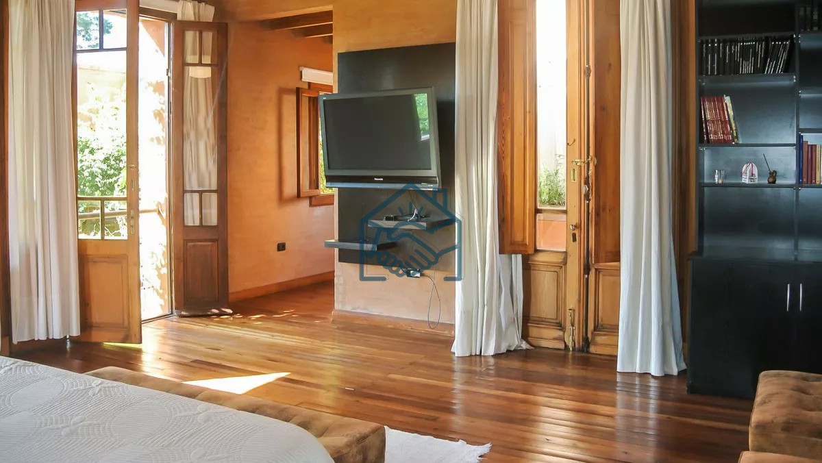 Casa ID.1468/Excelente-Casa-de-5-Dormitorios,-Piscina-y-Barbacoa-en-Barrio-Privado,-Punta-del-Este - Excelente Casa de 5 Dormitorios, Piscina y Barbacoa en Barrio Privado, Punta del Este