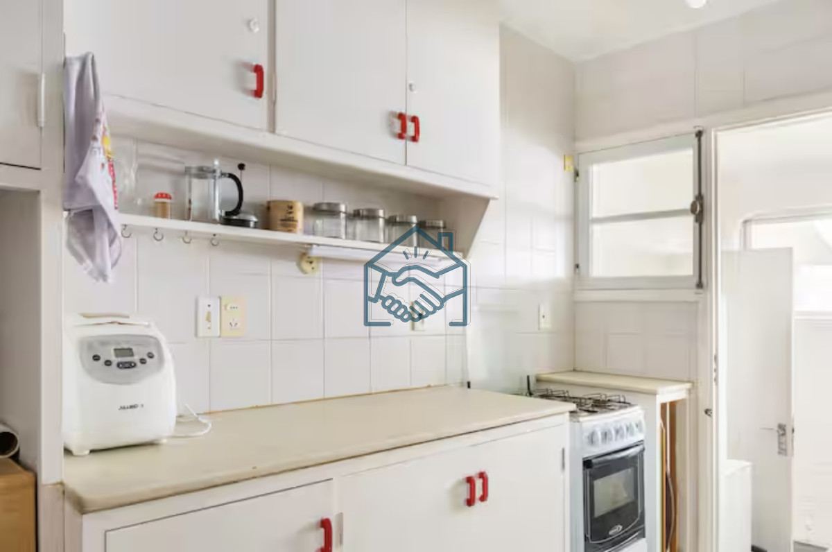 Casa ID.663/Gran-Casa-en-Venta-sobre-el-Mar-de-5-Dormitorios-y-Dependencia-en-Península,-Punta-del-Este - Gran Casa en Venta sobre el Mar de 5 Dormitorios y Dependencia en Península, Punta del Este