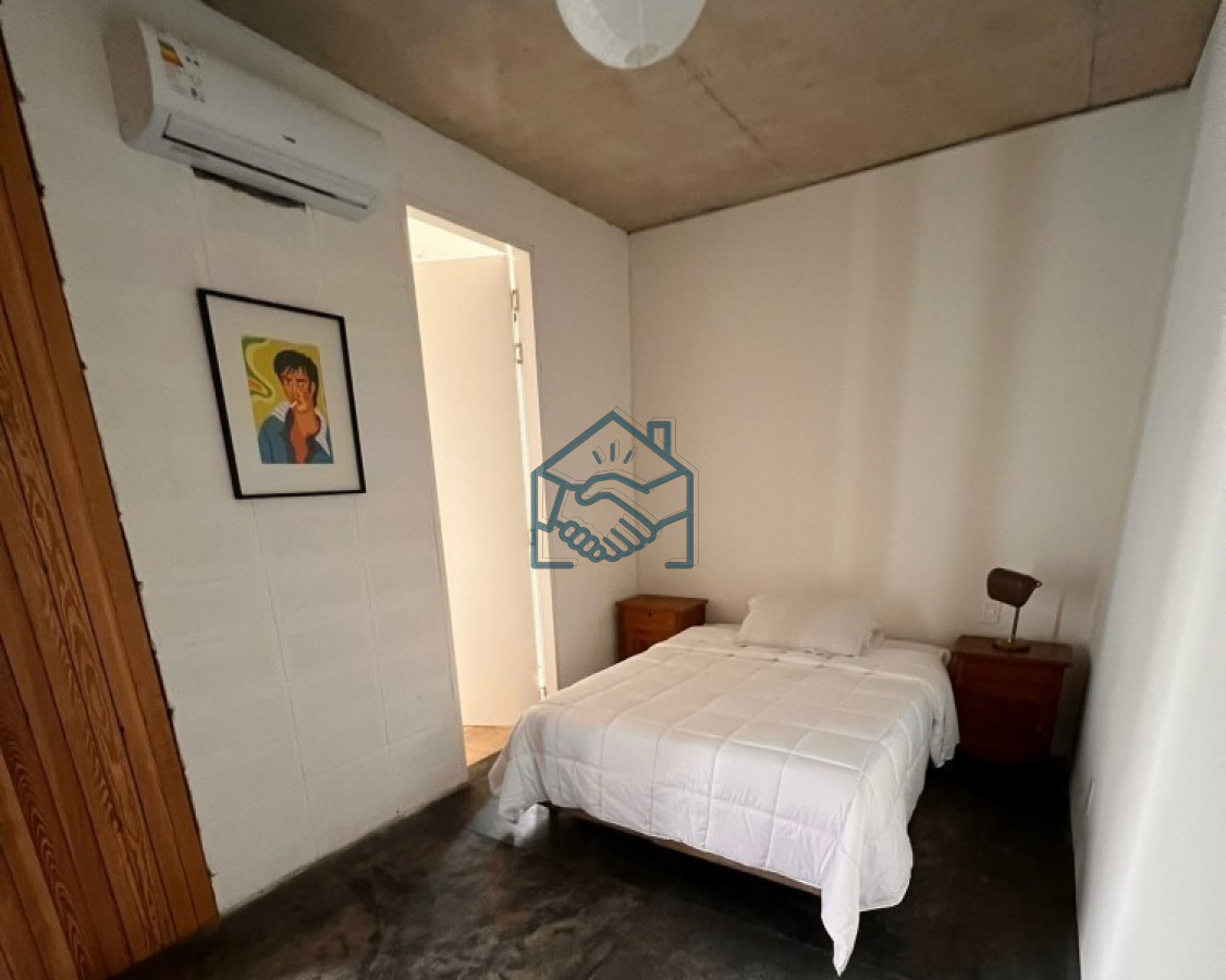 Casa ID.581/Venta-y-alquiler-temporario-de-maravillosa-casa-a-pasos-del-Mar-con-cinco-dormitorios-en-suite,-Punta-Piedras,-Manantiales - Venta y alquiler temporario de maravillosa casa a pasos del Mar con cinco dormitorios en suite, Punta Piedras, Manantiales