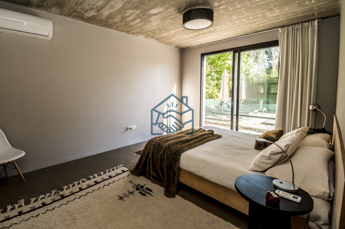 Casa ID.540/Excelente-Casa-Minimalista-en-Barrio-Privado,-La-Arbolada---Punta-del-Este - Excelente Casa Minimalista en Barrio Privado, La Arbolada - Punta del Este