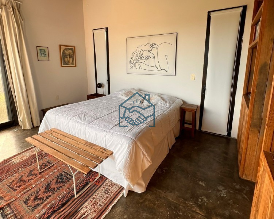 Casa ID.581/Venta-y-alquiler-temporario-de-maravillosa-casa-a-pasos-del-Mar-con-cinco-dormitorios-en-suite,-Punta-Piedras,-Manantiales - Venta y alquiler temporario de maravillosa casa a pasos del Mar con cinco dormitorios en suite, Punta Piedras, Manantiales
