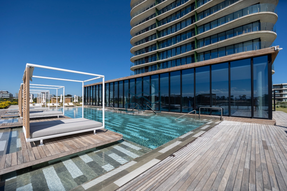 Apartamento ID.1159/Moderno-Apartamento-de-1-Dormitorio-en-suite-piso-alto-en-Venta-de-Torre-Surfside-Village,-Punta-del-Este - Moderno Apartamento de 1 Dormitorio en suite piso alto en Venta de Torre Surfside Village, Punta del Este