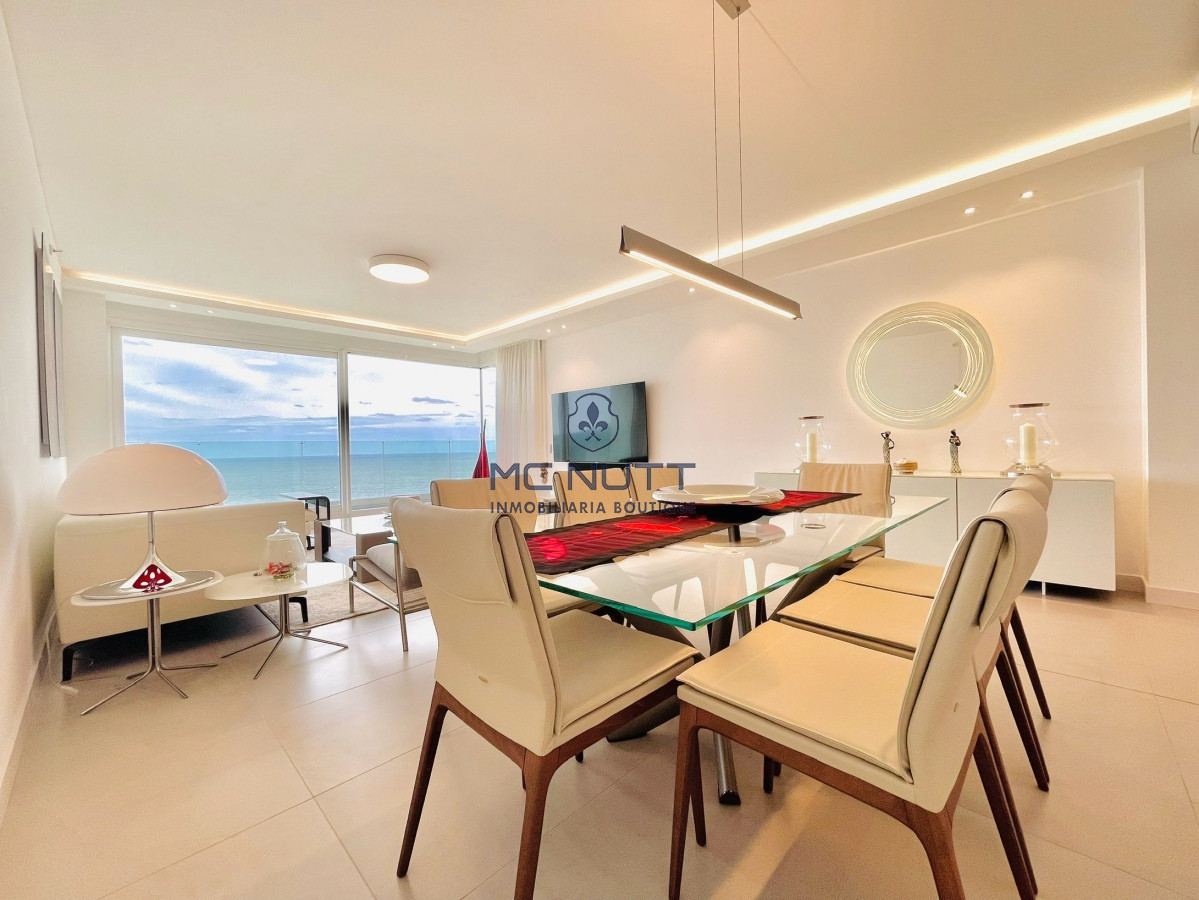 Apartamento Ref.503/ - Venta Espectacular Apartamento Frente al Mar, 3 Dormitorios, Le Parc Punta del Este