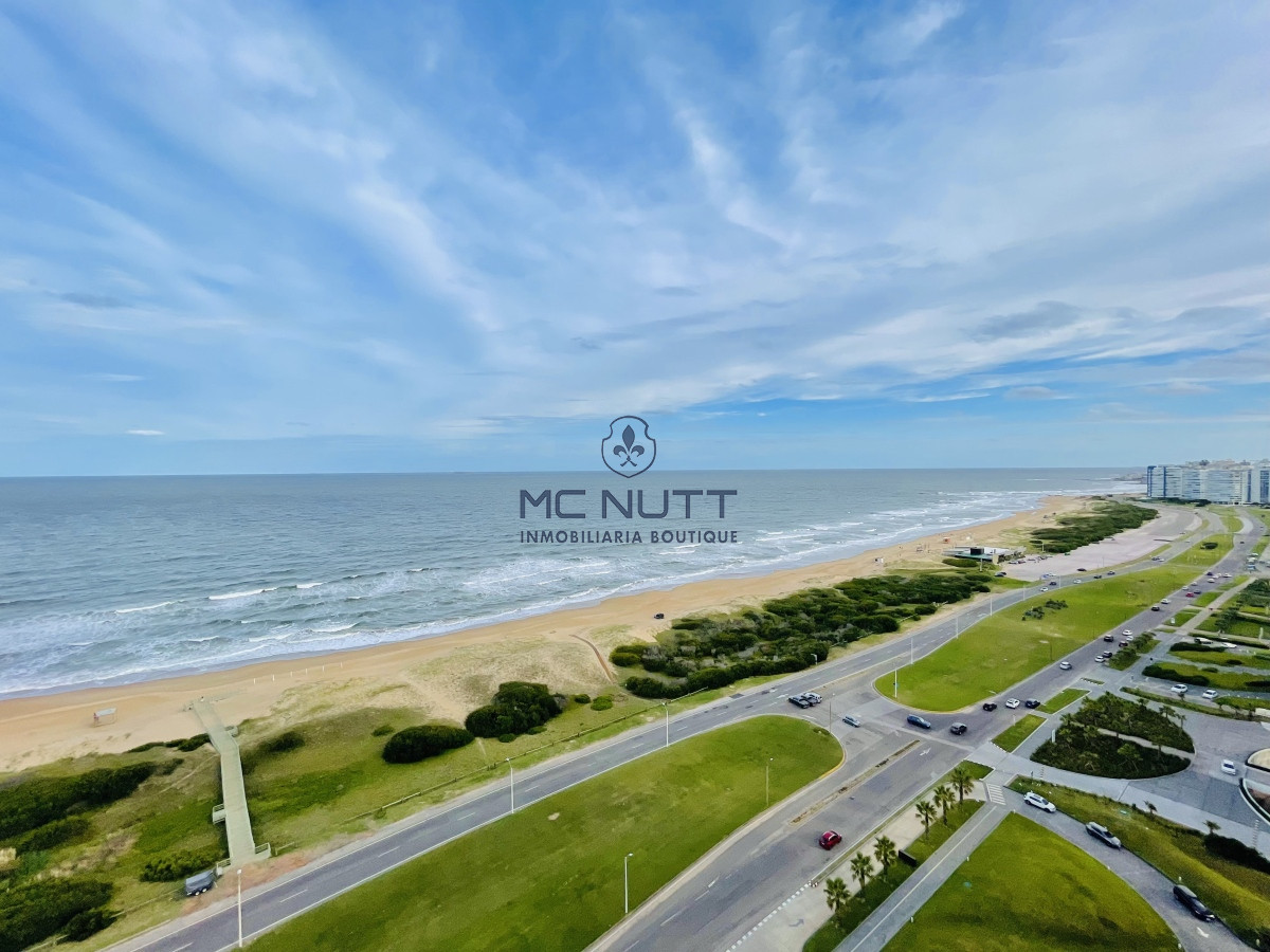 Apartamento Ref.503/ - Venta Espectacular Apartamento Frente al Mar, 3 Dormitorios, Le Parc Punta del Este