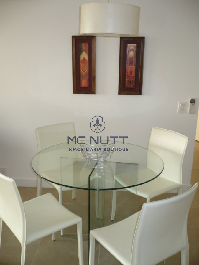 Apartamento Ref.565/ - Venta y alquiler temporario de apartamento de un dormitorio con parrillero en exclusivo complejo de Punta Ballena