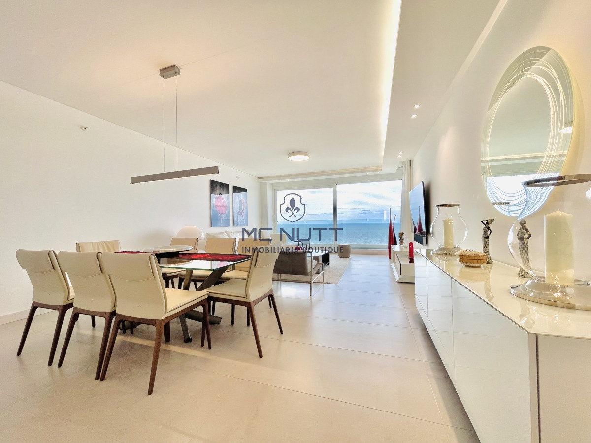 Apartamento Ref.503/ - Venta Espectacular Apartamento Frente al Mar, 3 Dormitorios, Le Parc Punta del Este