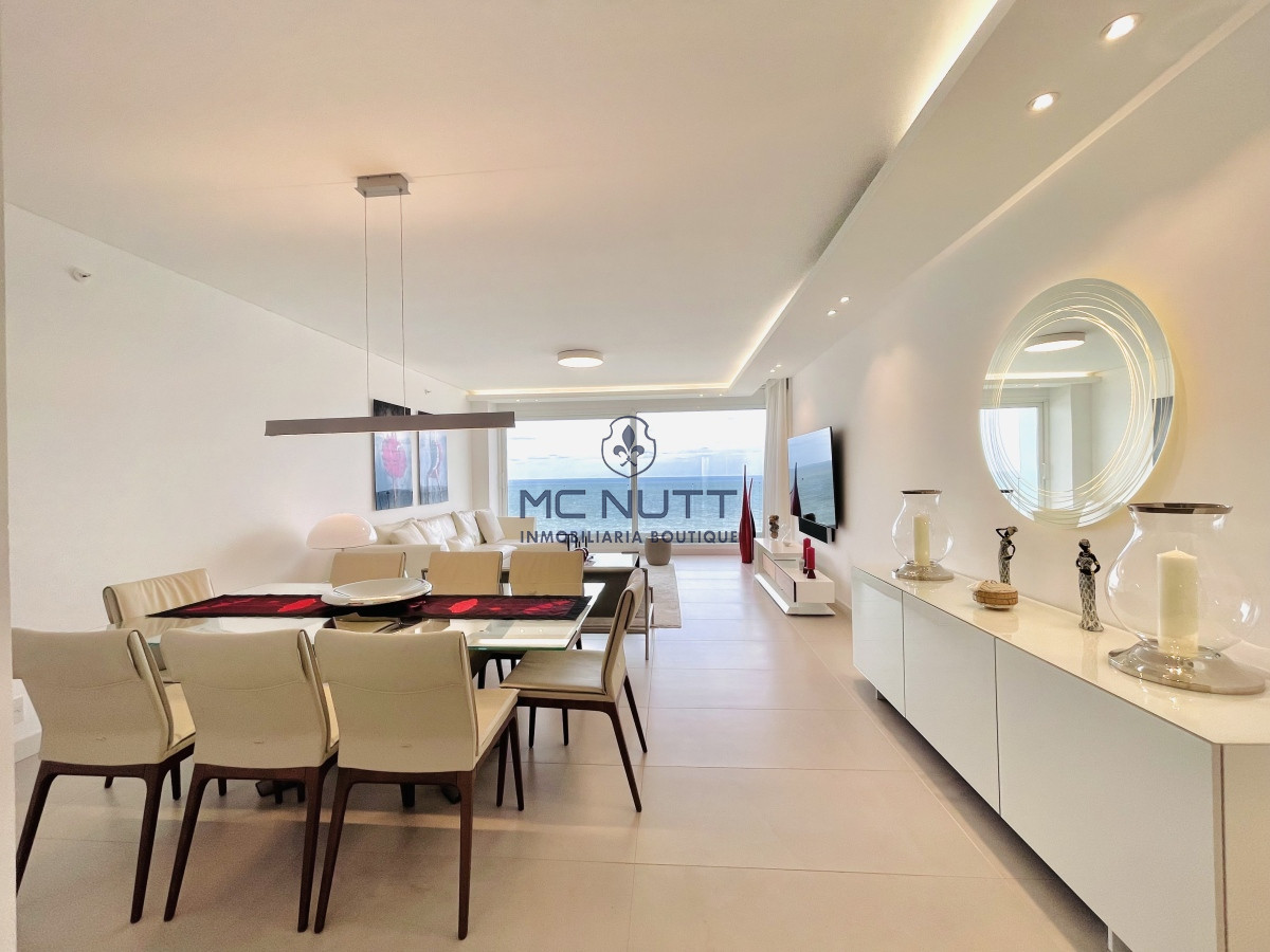 Apartamento Ref.503/ - Venta Espectacular Apartamento Frente al Mar, 3 Dormitorios, Le Parc Punta del Este
