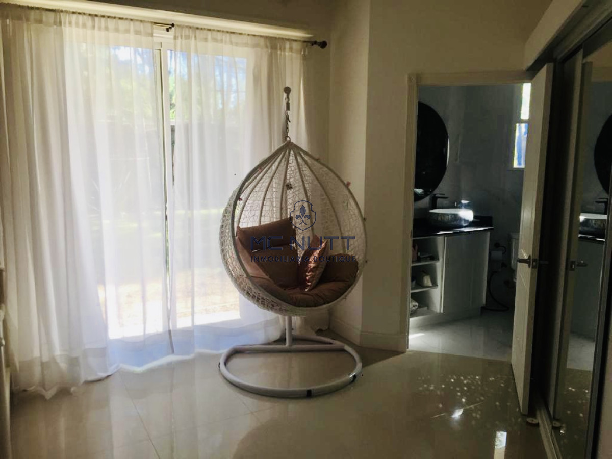 Casa ID.511/ - Excelente Casa de 5 Dormitorios en Barrio Privado La Arbolada, Punta del Este