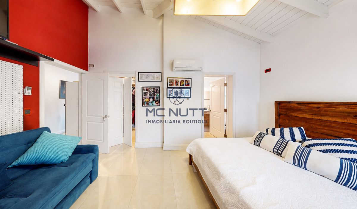 Casa ID.511/ - Excelente Casa de 5 Dormitorios en Barrio Privado La Arbolada, Punta del Este
