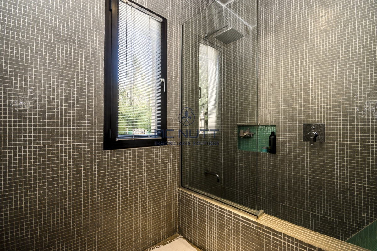 Casa ID.550/ - Excelente Casa Minimalista en Barrio Privado, La Arbolada - Punta del Este