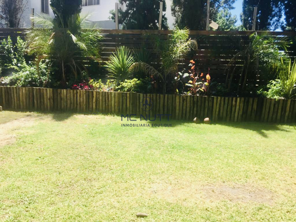 Casa ID.511/ - Excelente Casa de 5 Dormitorios en Barrio Privado La Arbolada, Punta del Este