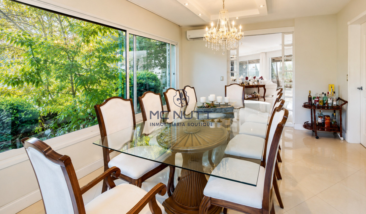 Casa ID.511/ - Excelente Casa de 5 Dormitorios en Barrio Privado La Arbolada, Punta del Este