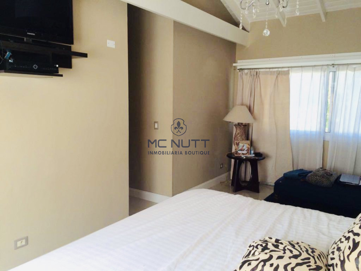 Casa ID.511/ - Excelente Casa de 5 Dormitorios en Barrio Privado La Arbolada, Punta del Este