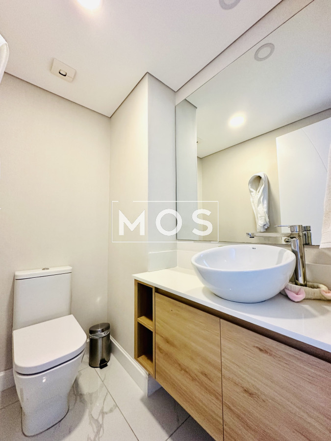 Apartamento ID.2792 - Apartamento Frente al Mar de 3 Dormitorios y Dependencia en Playa Mansa, Punta del Este 