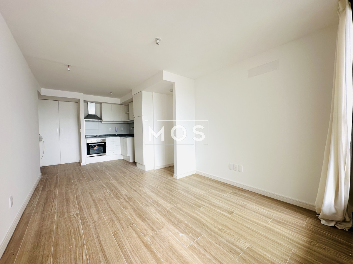 Apartamento ID.2823 - Apartamento de 2 Dormitorios Alquiler Anual, Playa Brava, Punta del Este