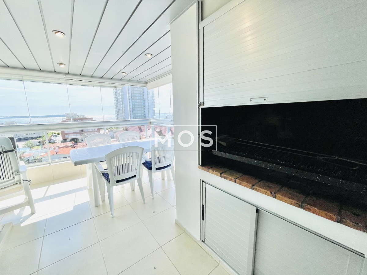 Apartamento ID.2923 - Apartamento de 2 Dormitorios y Parrillero a Pocos Metros de Playa Mansa