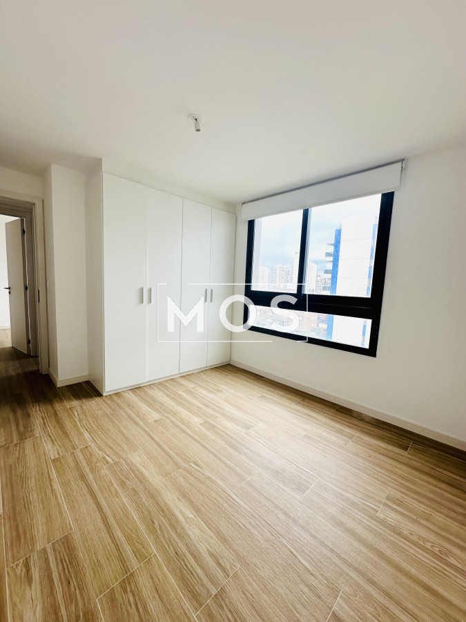 Apartamento ID.2823 - Apartamento de 2 Dormitorios Alquiler Anual, Playa Brava, Punta del Este