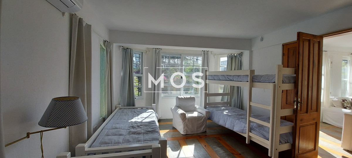 Casa ID.2537 - Excelente Casa de 4 Dormitorios en Montoya, La Barra