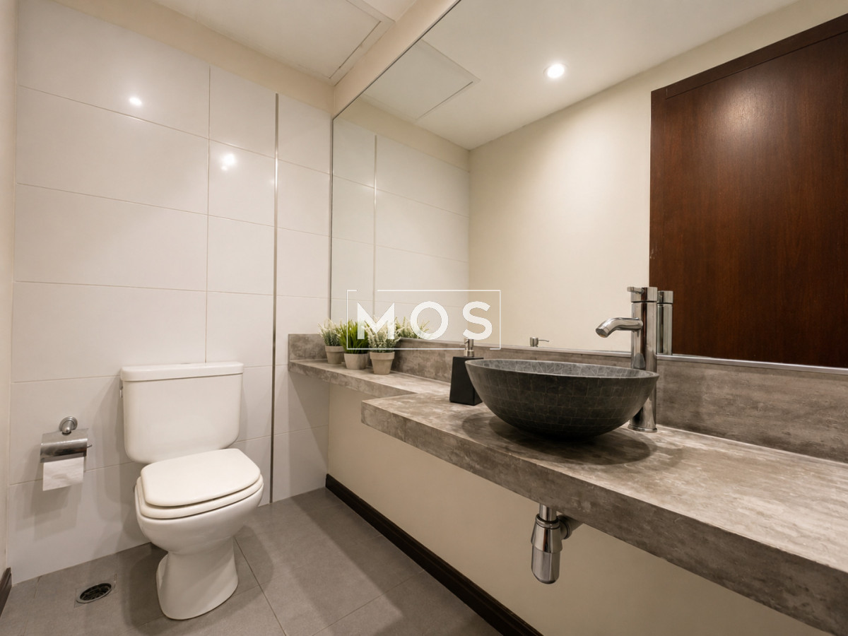 Casa ID.3598 - Moderna Casa de 4 Dormitorios, Piscina Climatizada y Parrillero en Playa Mansa, Punta del Este